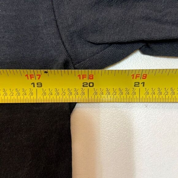 Godzilla graphics T-Shirt- NWT-Men Medium‎ - Picture 5 of 5